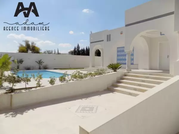 A Vendre villa avec piscine à hammamet yasmine