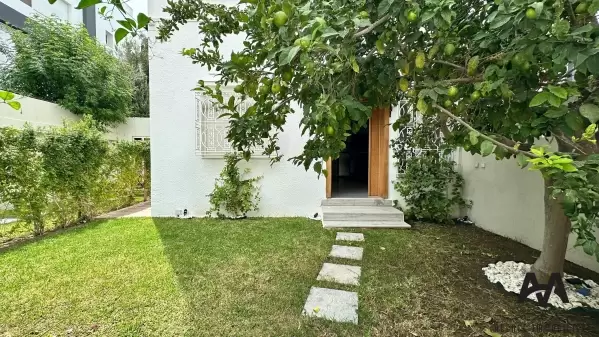 RDC de Villa S+3 meublé à Mrezga