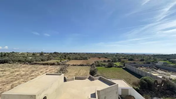 À LOUER — IMMEUBLE R+4 SUR ROUTE PRINCIPALE BNI KHIAR