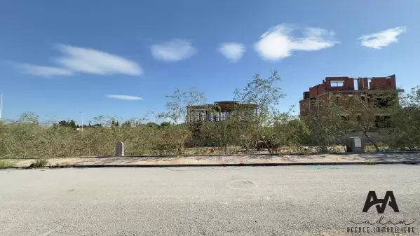 Terrain de 243 m² à vendre à Mrezga – Nabeul