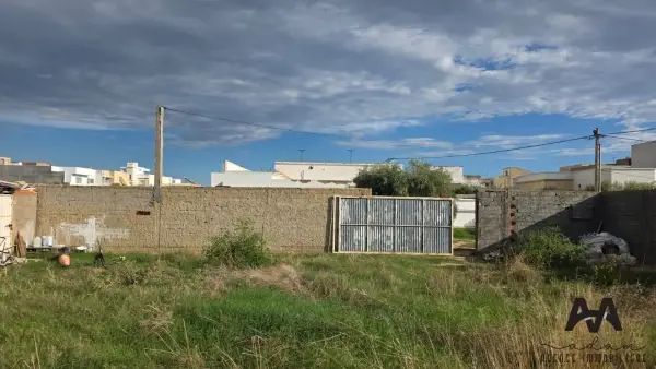 Terrain Constructible de 375 m² à Vendre – Béni Khiar