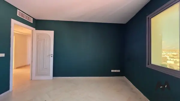 Bureau 73 m² (H+3) à usage professionnel à Nabeul